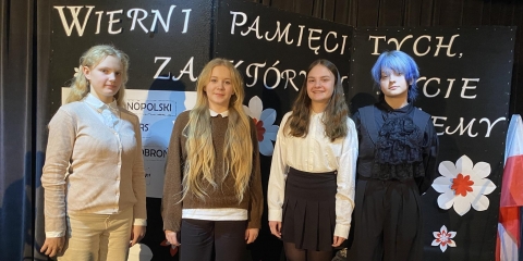 Sukces uczennic szkoły w Grzebienisku