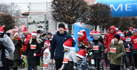 Bieg Mikołajkowy i Jarmark Bożonarodzeniowy w Dusznikach