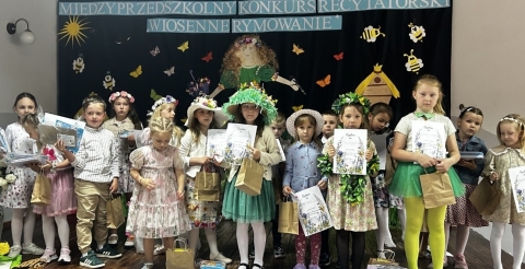 Międzyprzedszkolny Konkurs Recytatorski "Wiosenne rymowanie" w Sędzinku