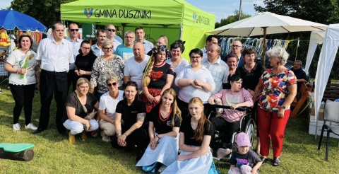 Rodzinne festyny w gminie Duszniki – wspólne świętowanie w Sędzinach oraz Sędzinku-Zalesie, Wilkowie, Brzozie i Niewierzu!