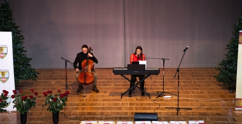 Występ muzyczny na uroczystości jubileuszy małżeńskich i 150-lecia USC w Dusznikach