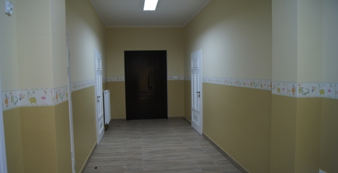 Wyremontowane pomieszczenia przedszkolne budynku przy ul. Broniewskiego w Dusznikach 